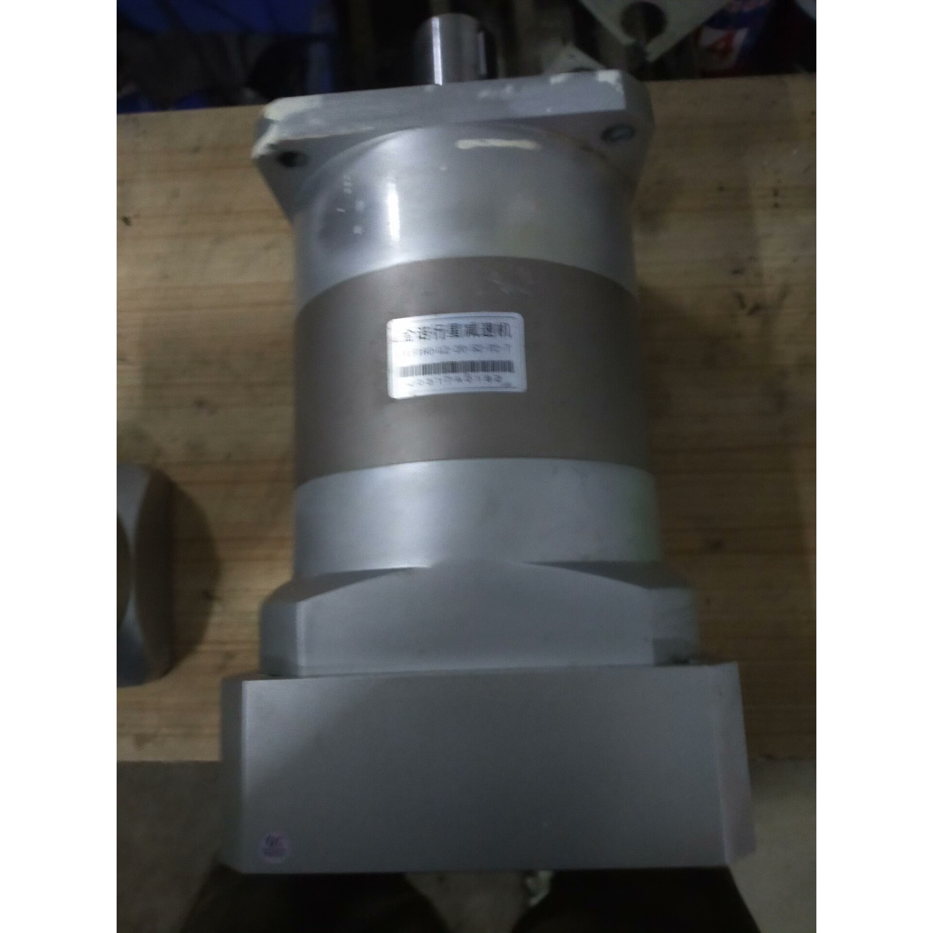 PLF160-L2-20-S2-P2,减速比20:1.输出法议价产品