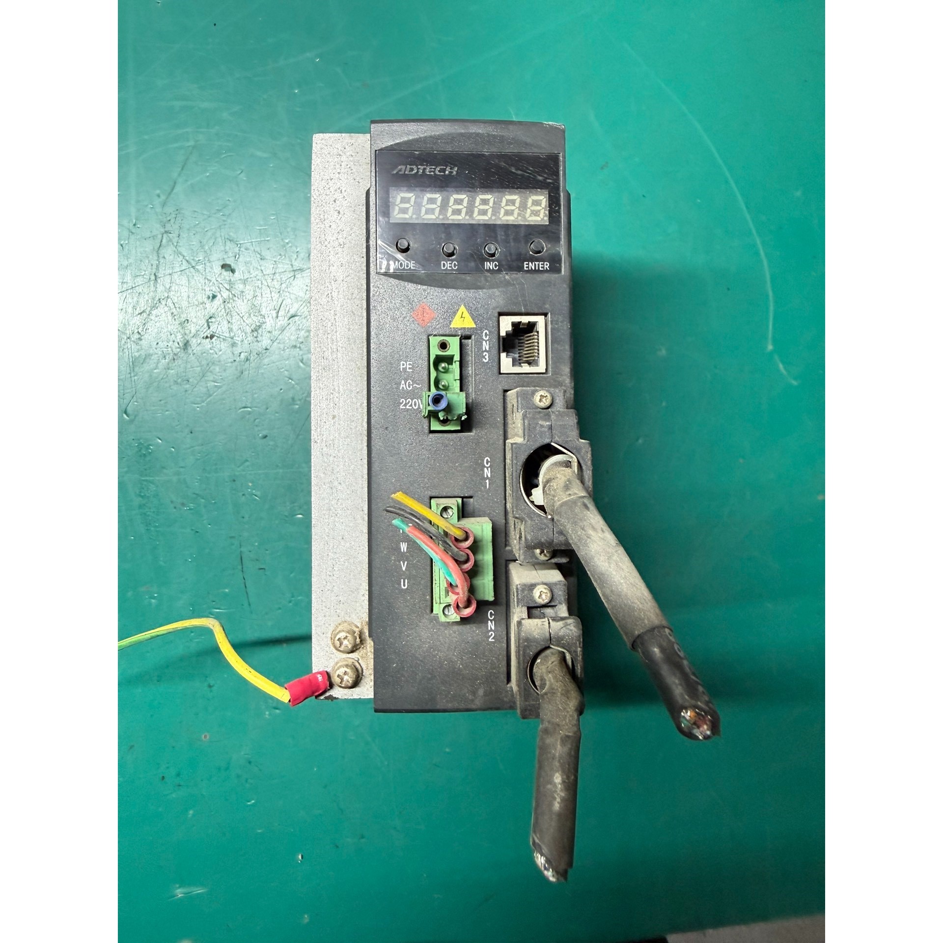 ADTECH众为兴伺服驱动器 QS7AA030M议价产品