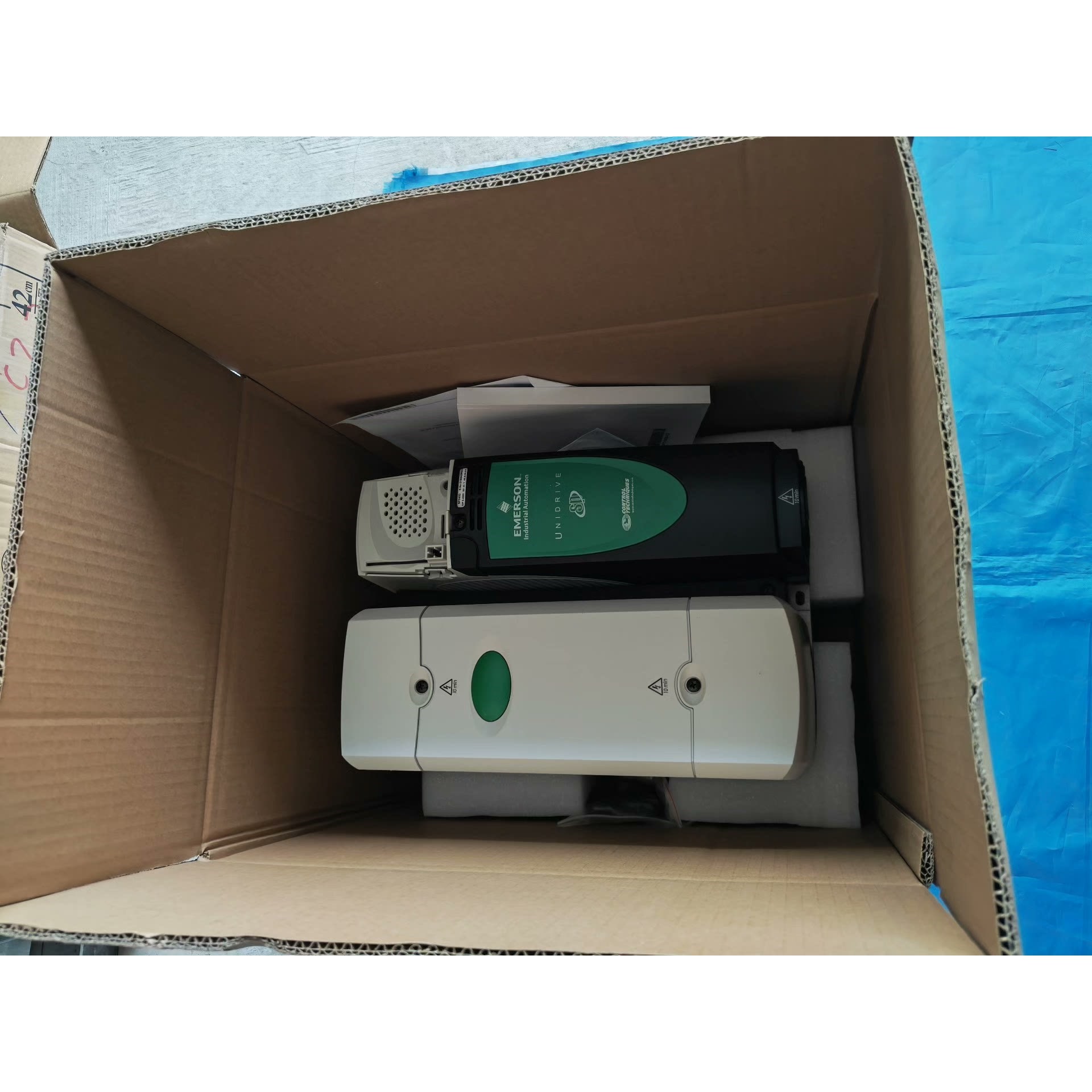 SP3403全新艾默生CT变频器22.0/30.0KW,可测