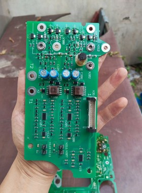 8226LP.4A.XX.V201伦茨变频器驱动板8226L议价产品