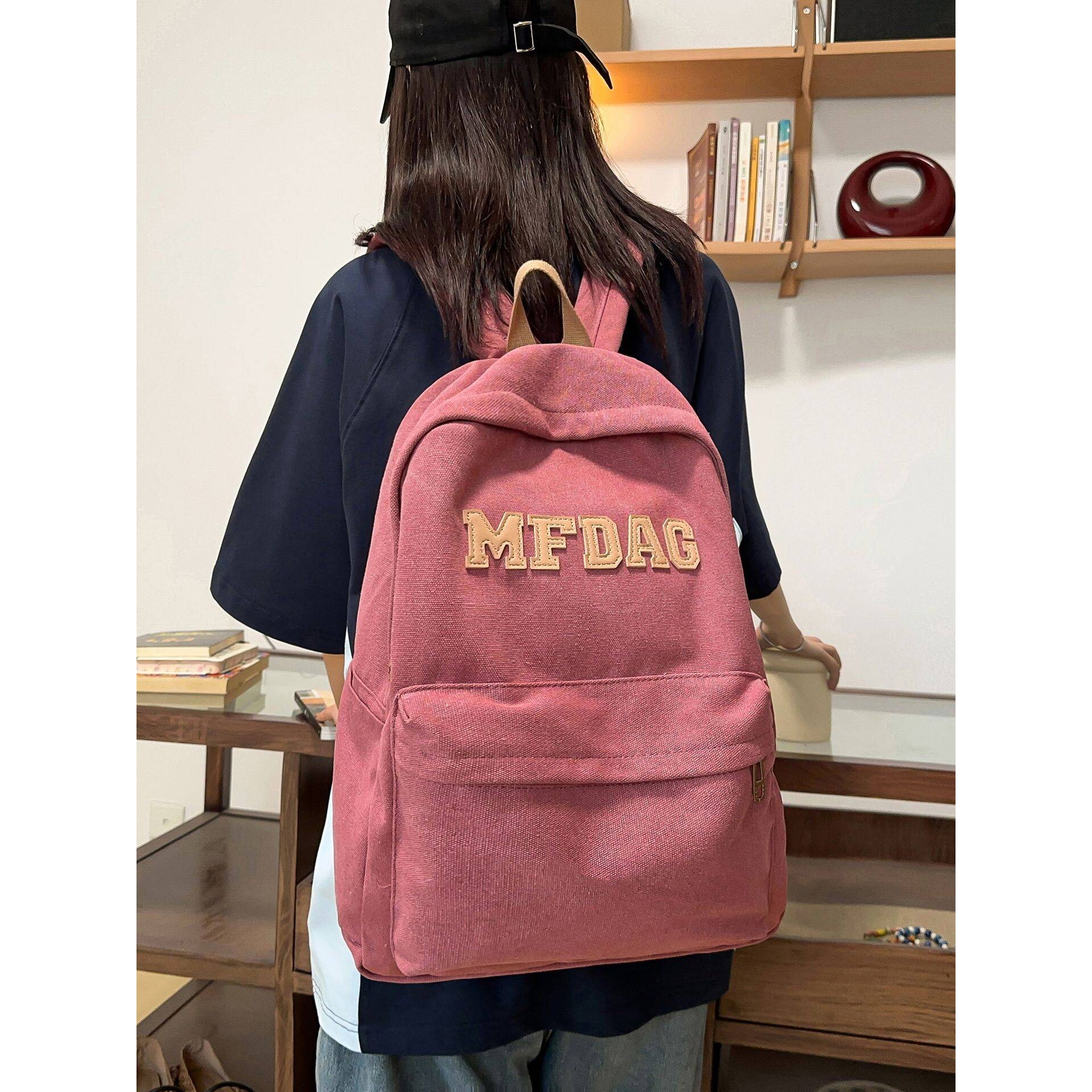 品牌新款初中女生日系复古大容量休闲轻便电脑背包小学生大学生双