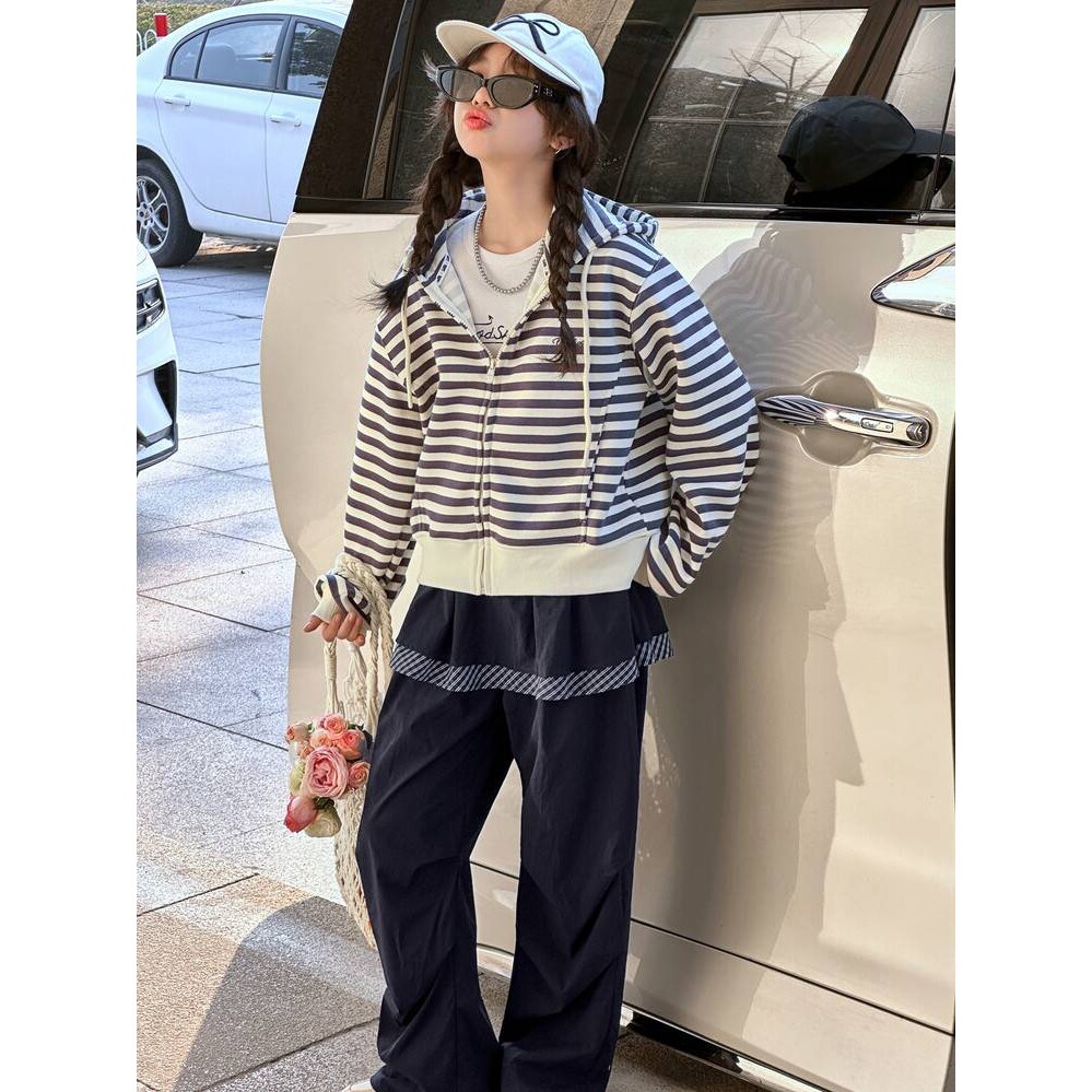 高档品牌女童条纹卫衣外套春季2026新款儿童春装早春女大童拉链上