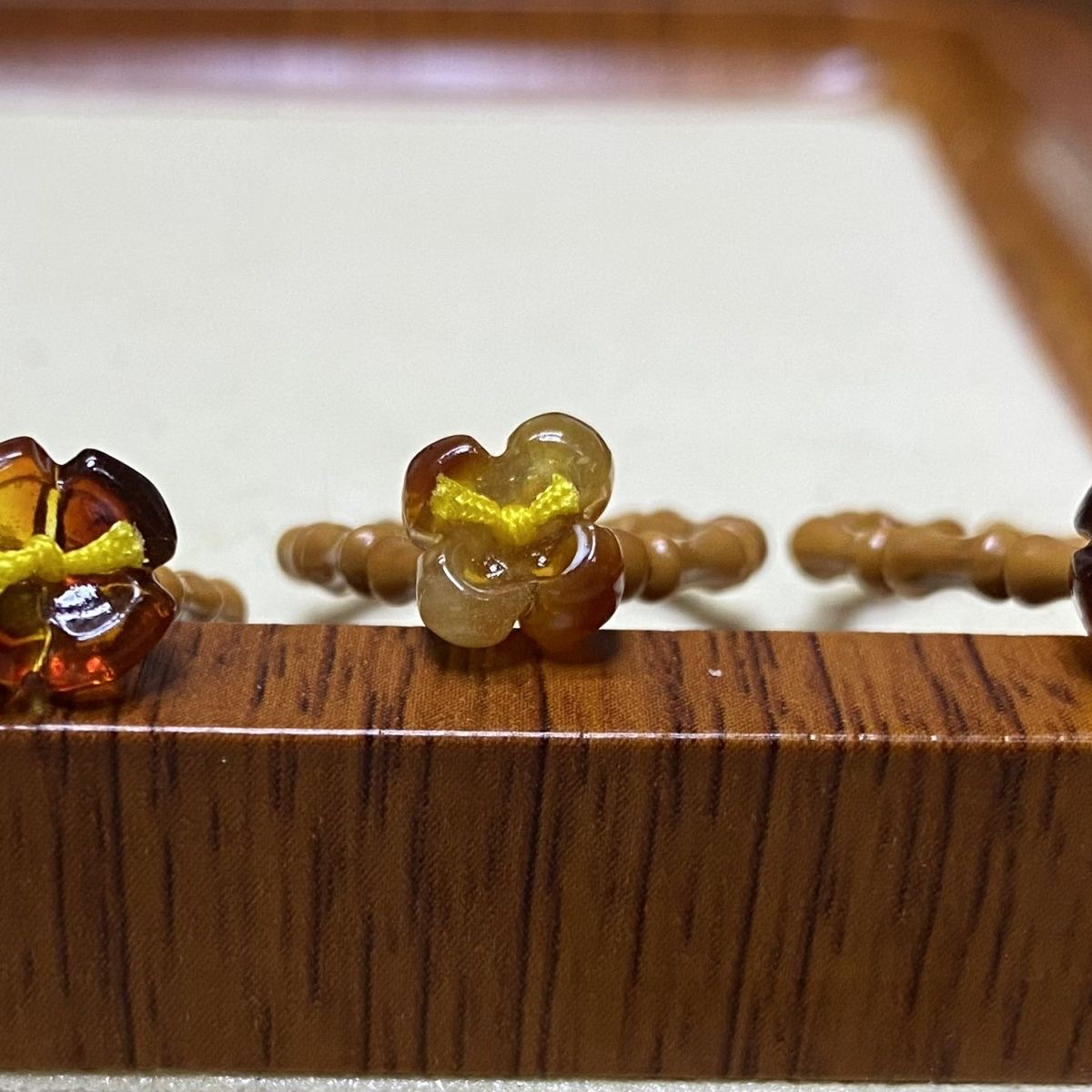 纯天然琥珀蜜蜡橄榄核蜜蜡小桂花戒指默认 多样性发其一