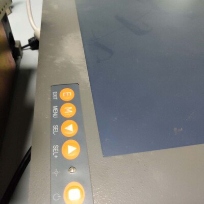 议价AXIOMTEK触摸屏显示器，型号P6173PR，工业级设备