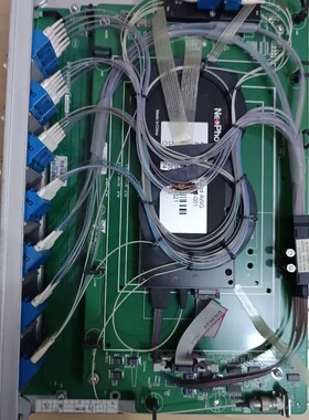 议价ODU40C波分板卡，品，成色新，无明显使用痕迹。板