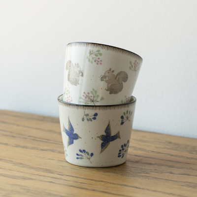 。日本进口美浓烧手绘可爱陶瓷松鼠燕子茶杯日式猪口杯复古咖啡杯