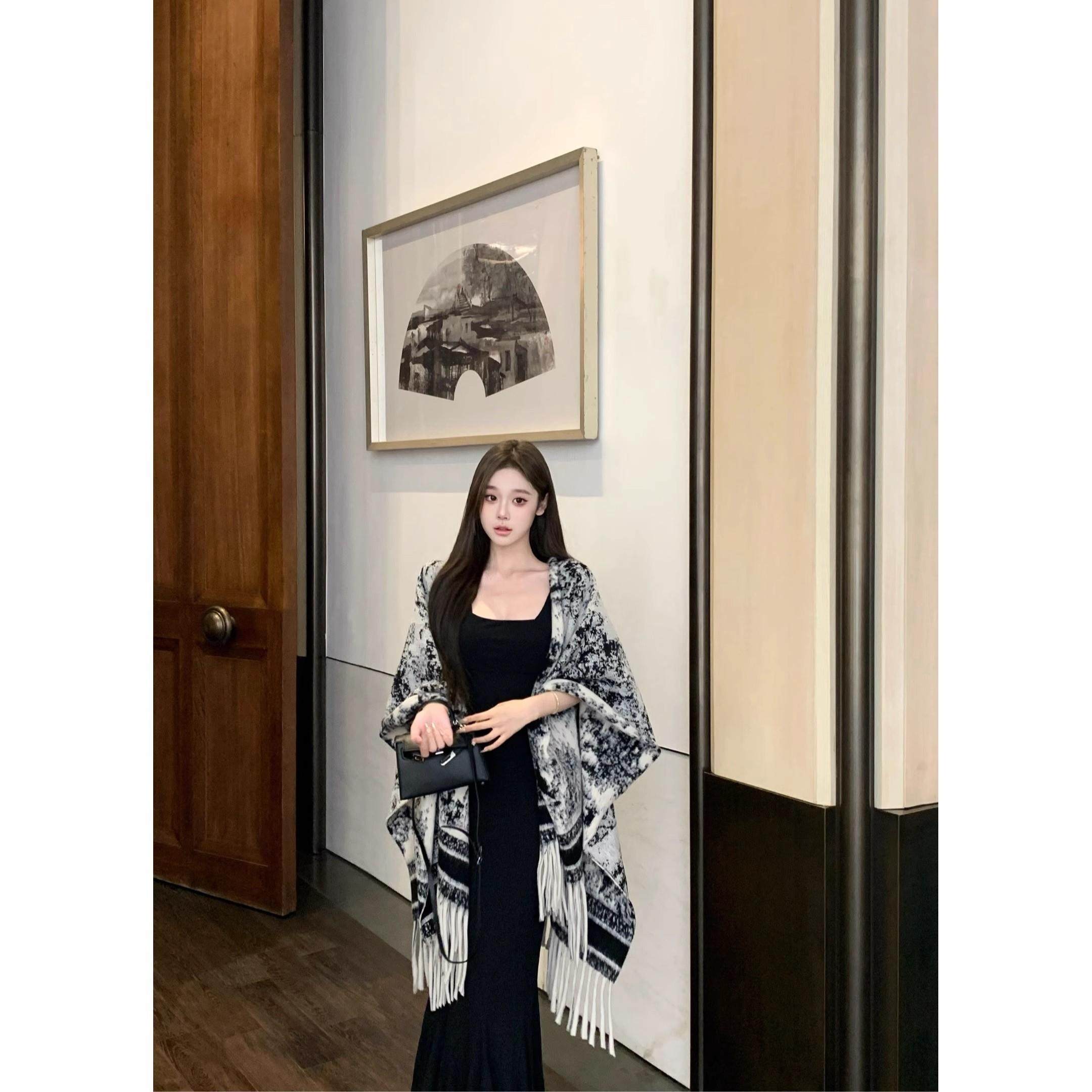 复古山水画围巾2024新款中长款云南丽江秋冬季女保暖百搭披风斗篷