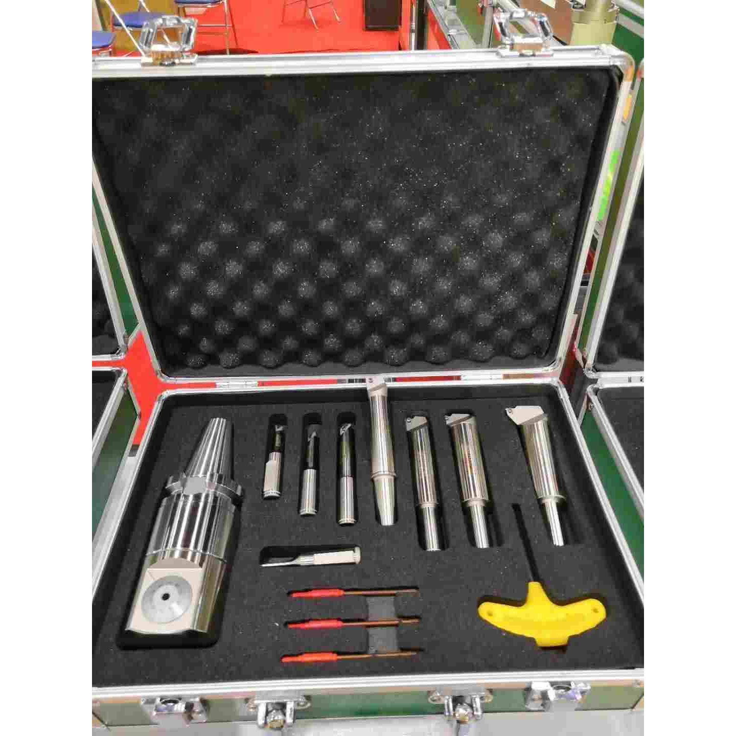 世邦精镗头镗孔刀头NBJ16精搪头BT40-NBJ16-8P/12P微调精镗刀套装