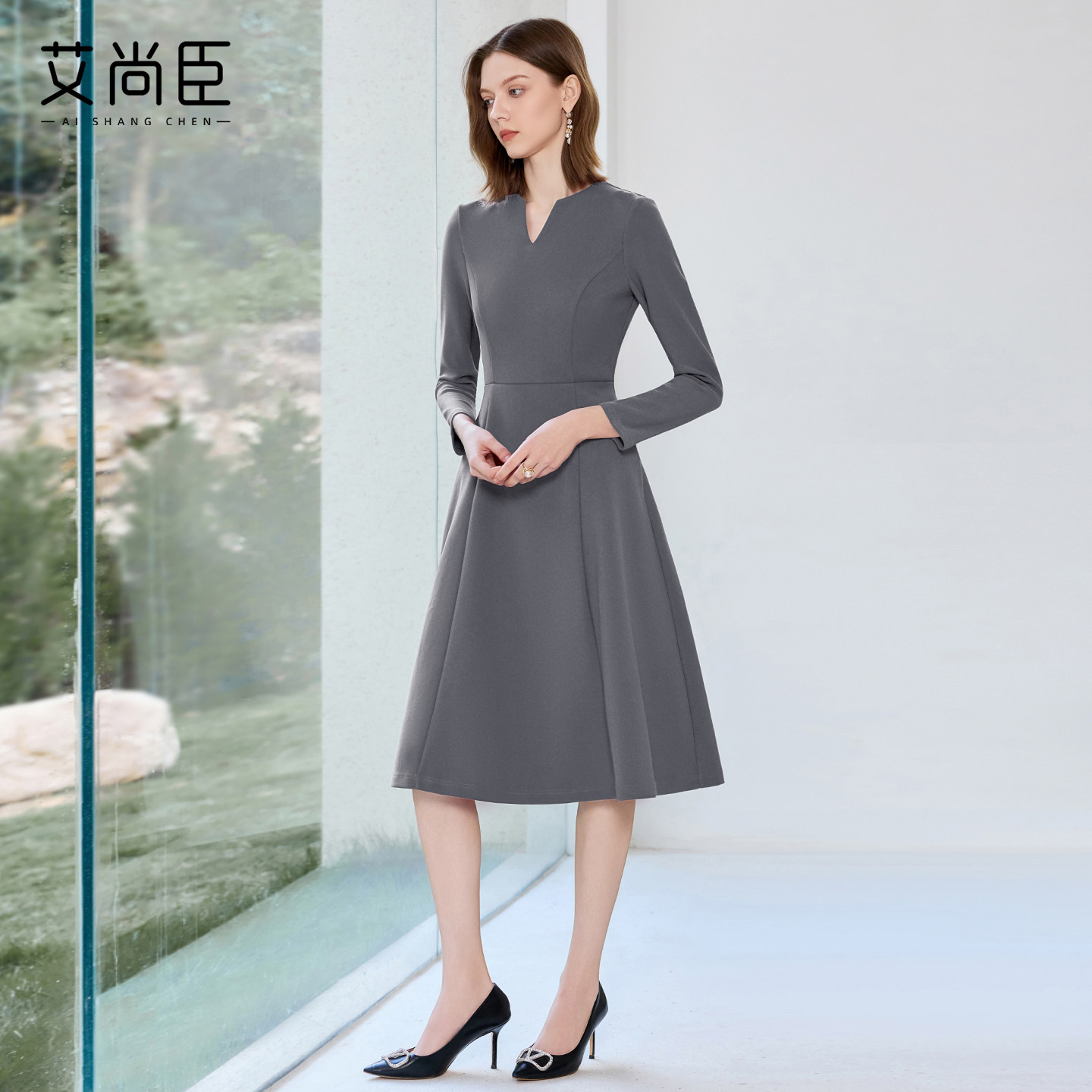 艾尚臣灰色职业连衣裙女气质设计感职业装优雅裙子正式场合工作服