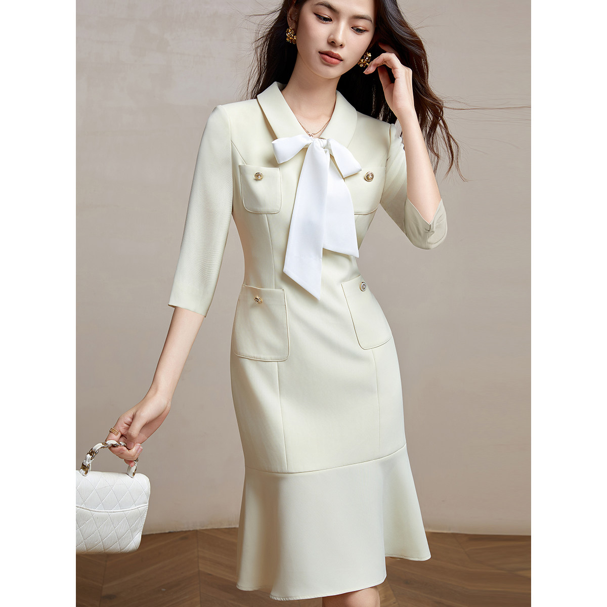 女子成鉴 淡黄色气质女神荷叶边连衣裙主持人西装裙播音艺考服装