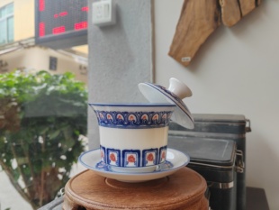 360度可悬停盖碗釉里红宝象满容约220ml盖下170ml