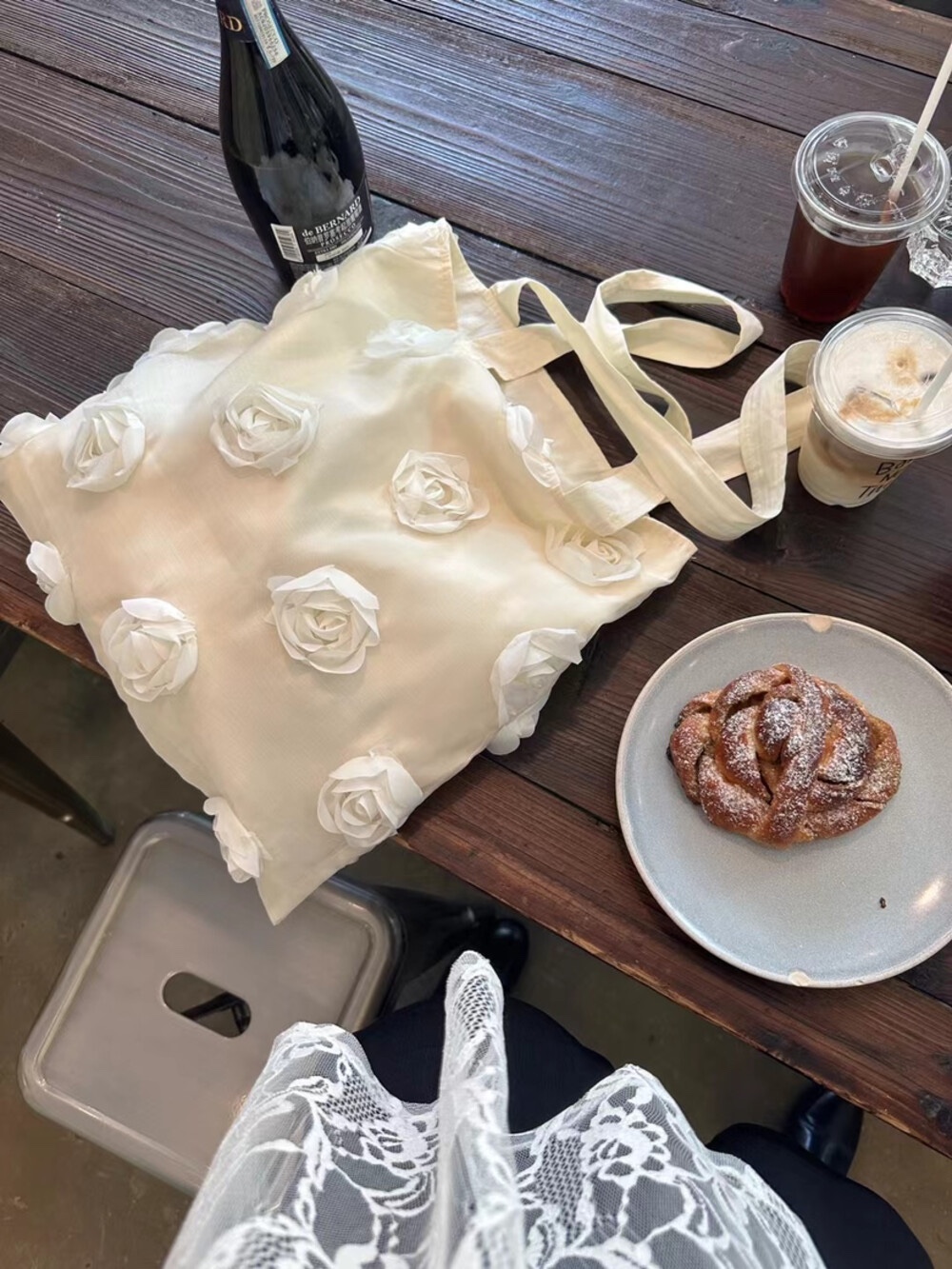 新款立体花朵短袖设计感小众衬衫