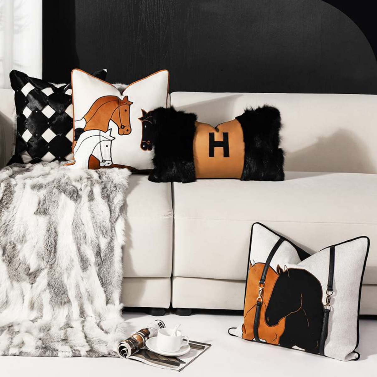 样板房马图案抱枕橙色靠垫高级感