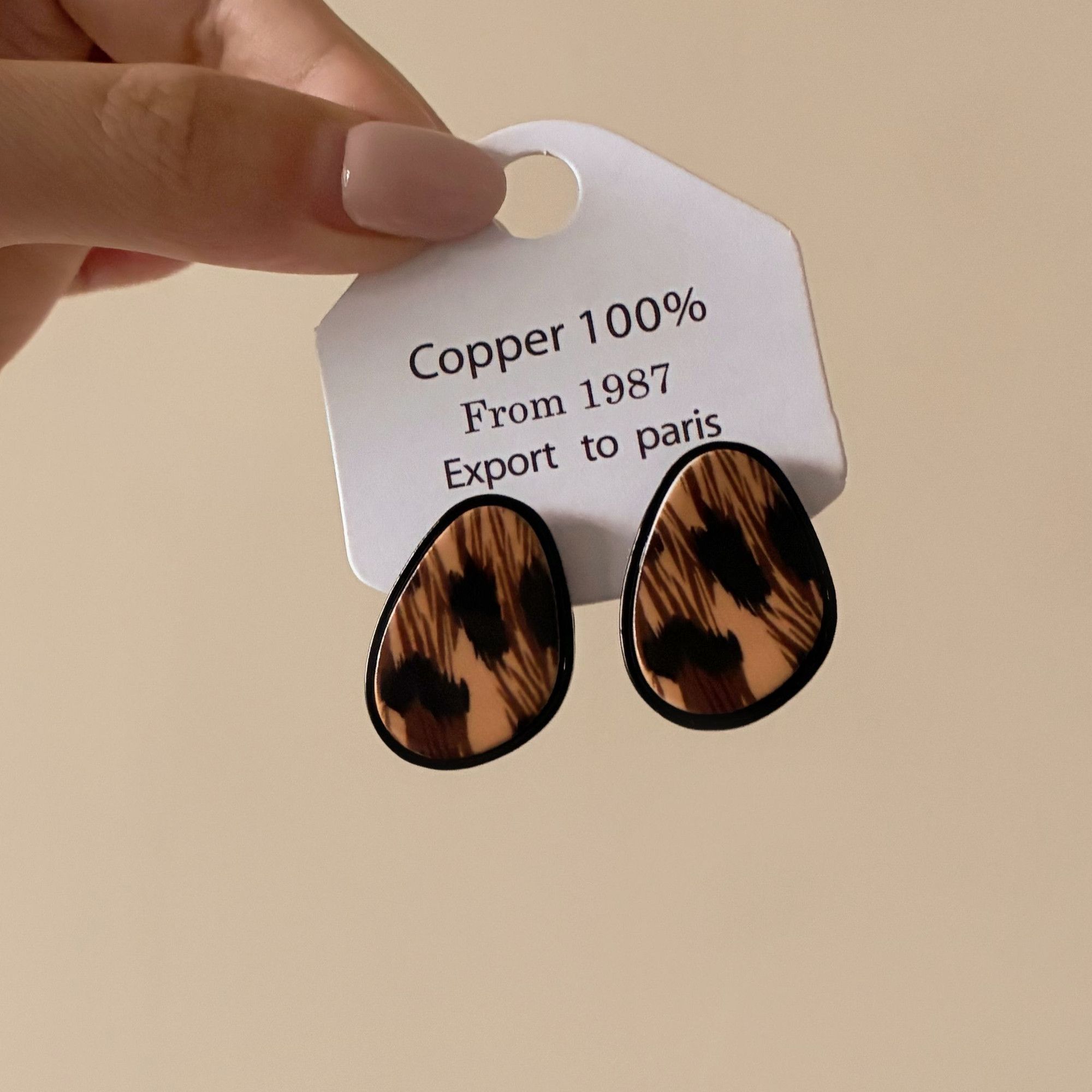 欧美夸张豹纹耳环女2025新款爆款高级感轻奢小众设计气质百搭耳饰