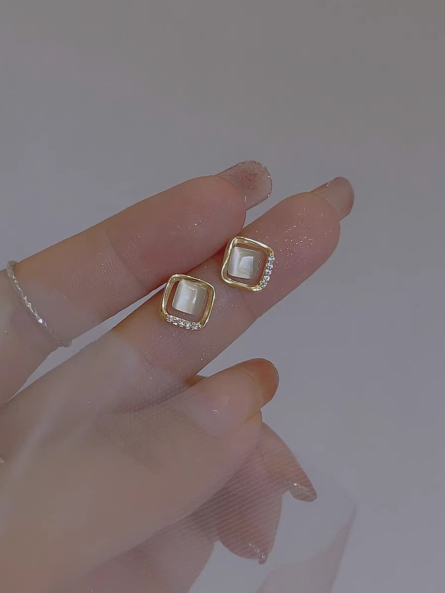 猫眼石方形设计感耳钉