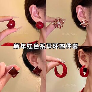 氛围新年~红色珍珠耳钉高级感复古显白气质小众设计新款过年耳饰