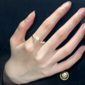 山茶花开口戒指女可调节小众设计时尚 个性 轻奢高级感水钻食指戒