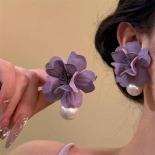 珍珠紫色花朵耳钉新款甜美百搭夸张设计感耳环独特耳饰设计感小众