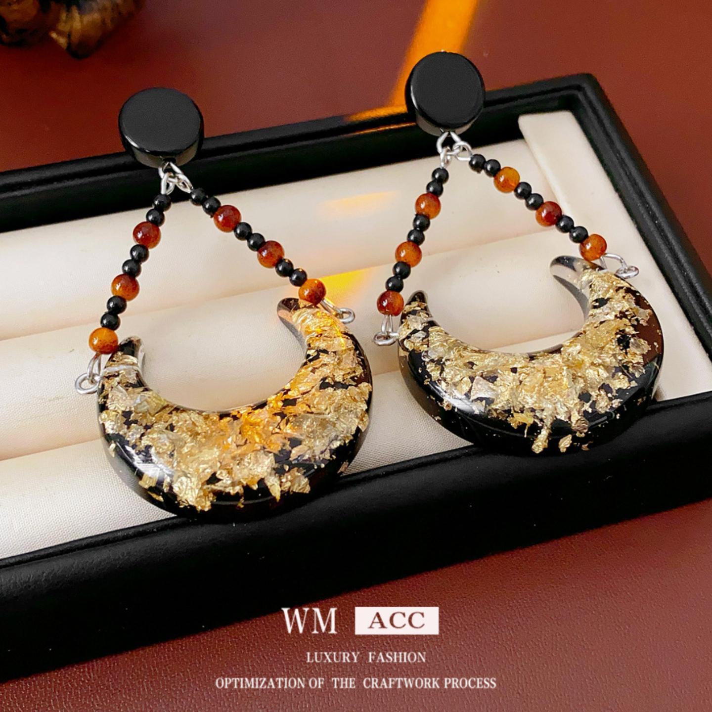 镂空水滴形黑金色港风复古耳环大气串珠气质高级感时髦几何耳饰女