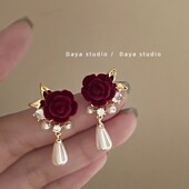  夜莺玫瑰法式 复古丝绒花朵珍珠耳环轻奢高级感仙气质耳饰