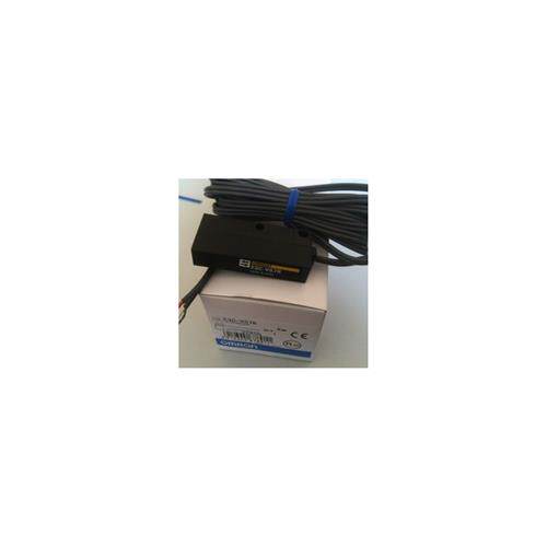 欧姆龙  E3C-VM35R光电传感器全新原装正品现货出售