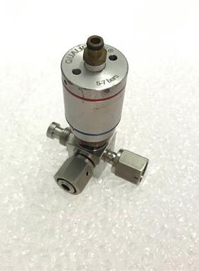 真空阀气动阀 5-7bars 2x10-9 atm.cm3/Sec T字形