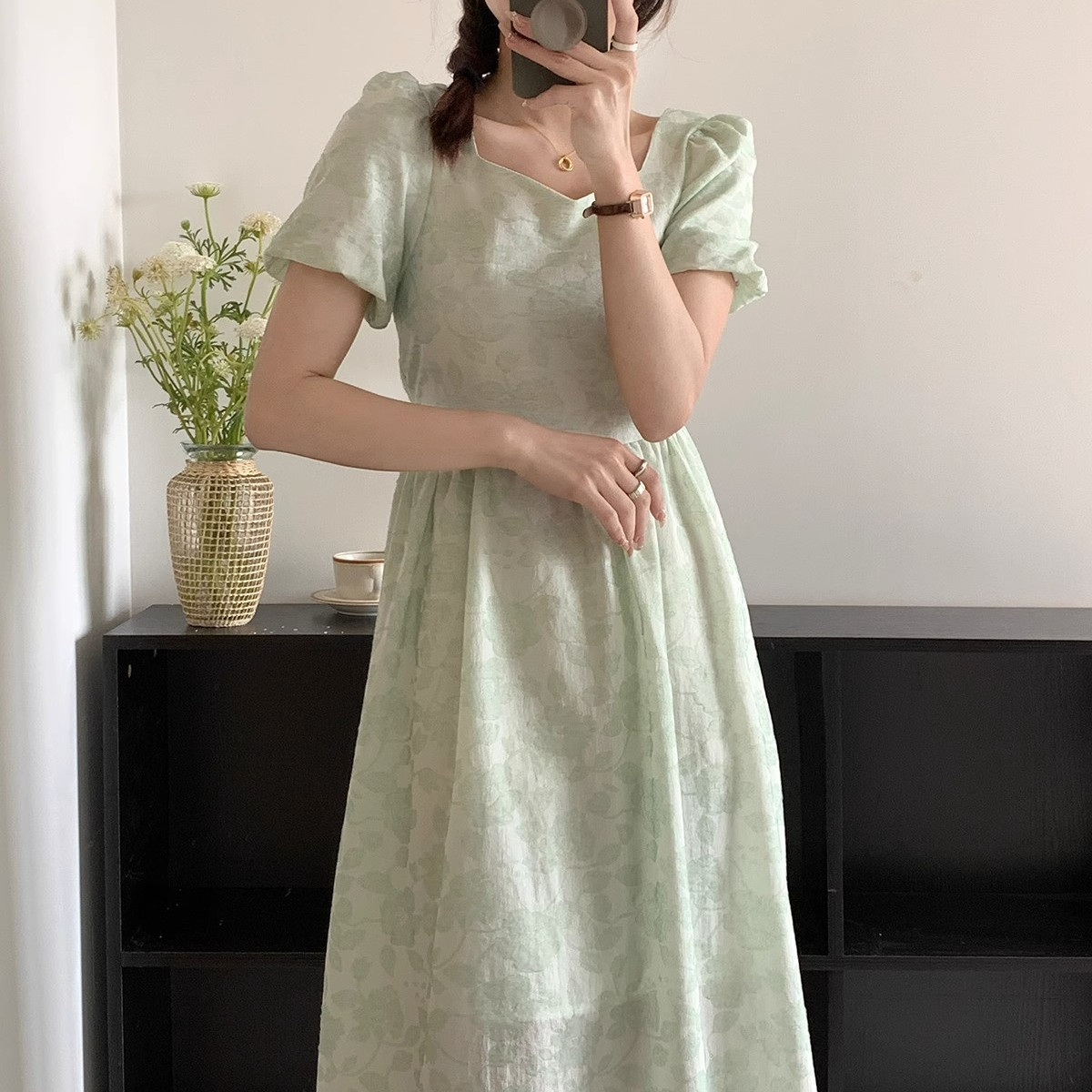 法式森系少女风绿色方领连衣裙女