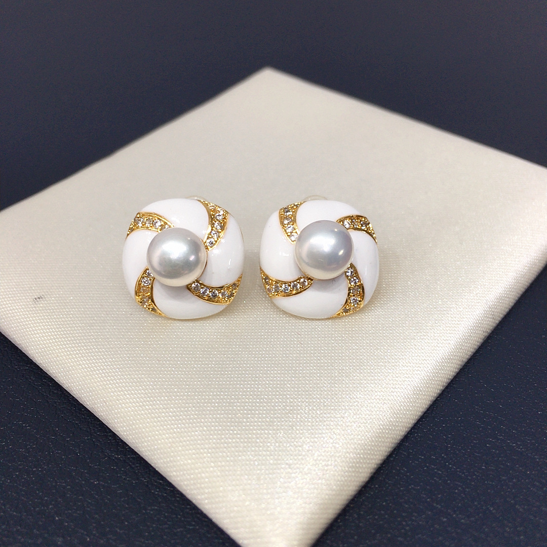 天然淡水珍珠耳钉女法式复古小香风气质名媛耳钉温婉大气耳饰