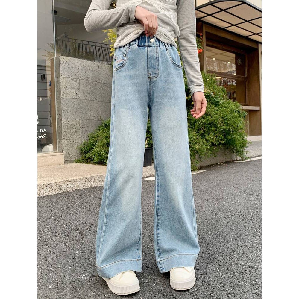 官方品牌女童牛仔裤春秋款2026新款中大儿童宽松休闲微弹微喇裤儿