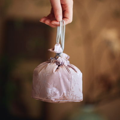 宛玉中式复古收纳袋刺绣