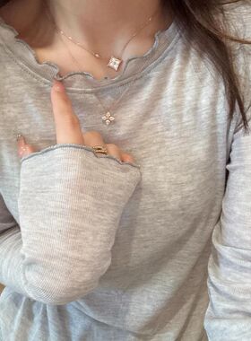 法式灰色木耳边长袖正肩t恤女早秋高级感内搭打底衫短款修身上衣