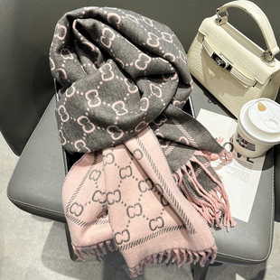 围巾女秋冬季2025新款字母仿羊绒韩版百搭加厚保暖围脖披肩两用潮