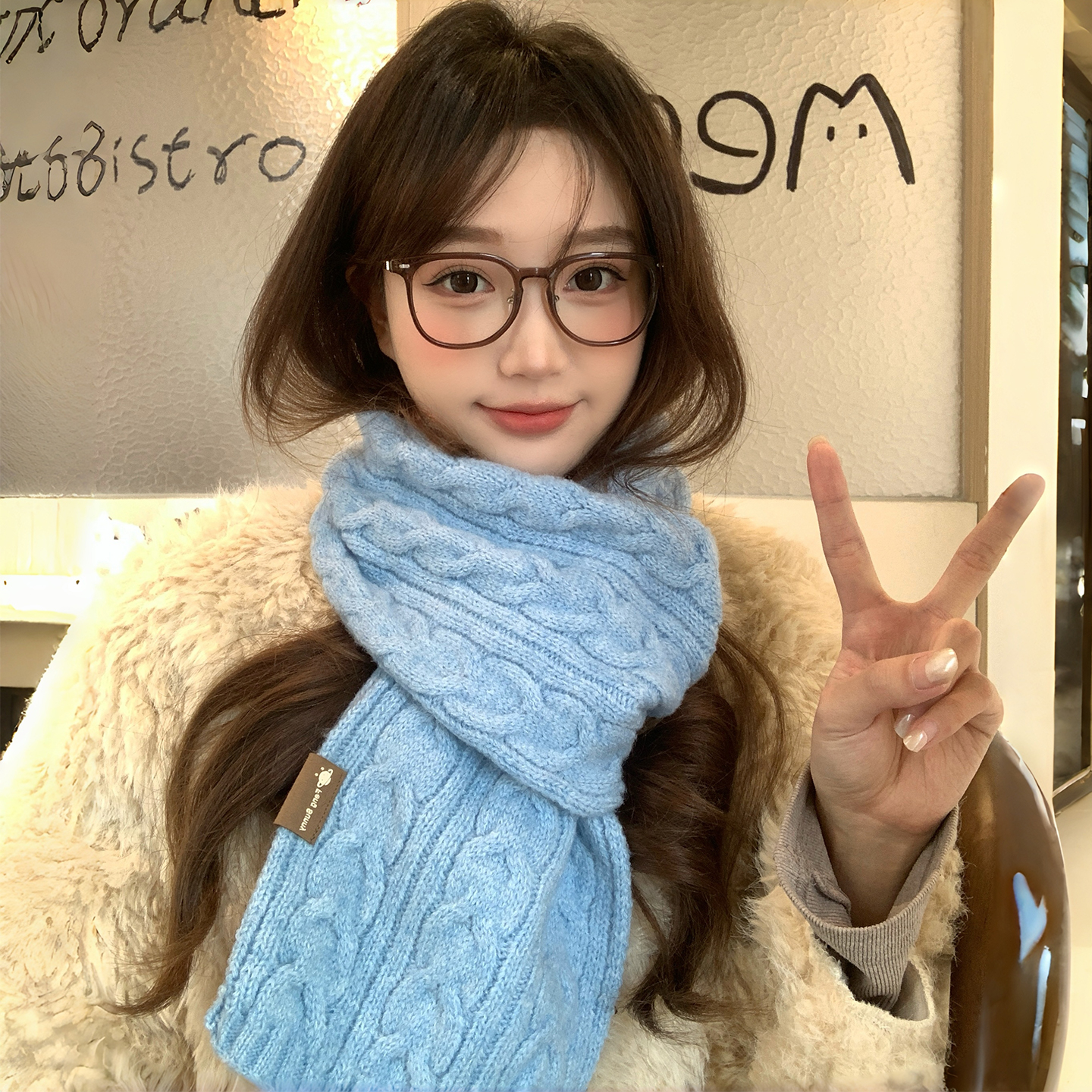 高级感显白蓝色小围巾女冬季韩版百搭学生含羊毛保暖麻花针织围脖