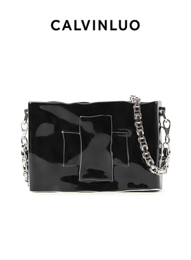 CALVINLUO 陶瓷拧锁中号造型包 23SS 白色/黑色