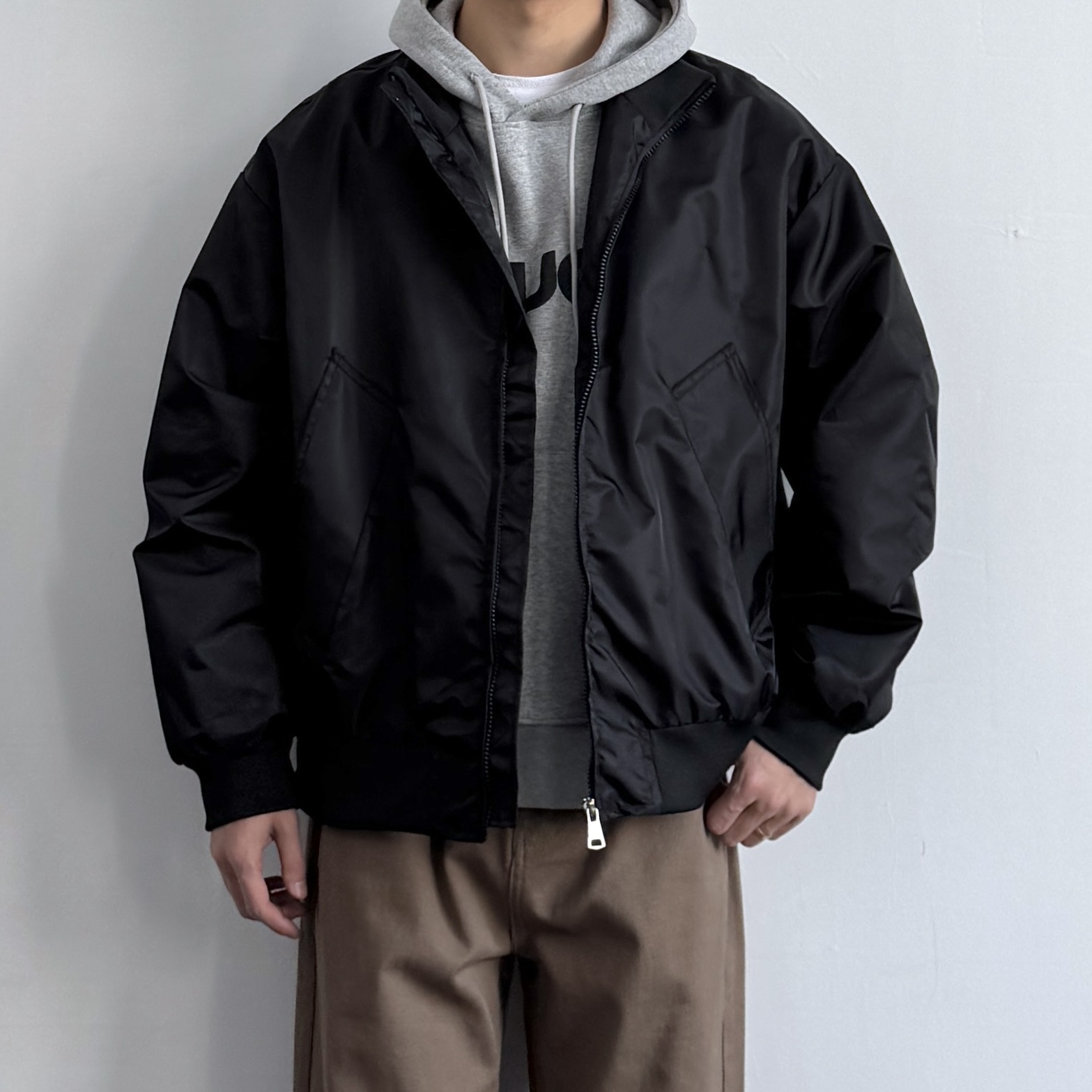 新款纯色宽松休闲立领拉链夹克