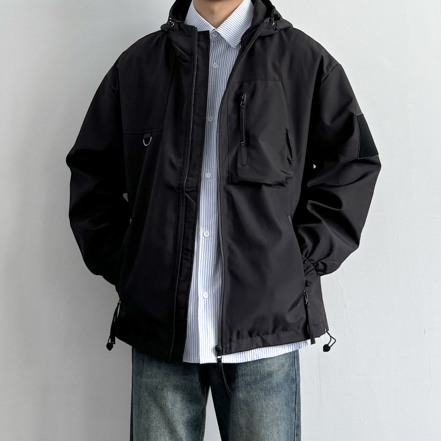 日系户外多口袋连帽冲锋衣夹克