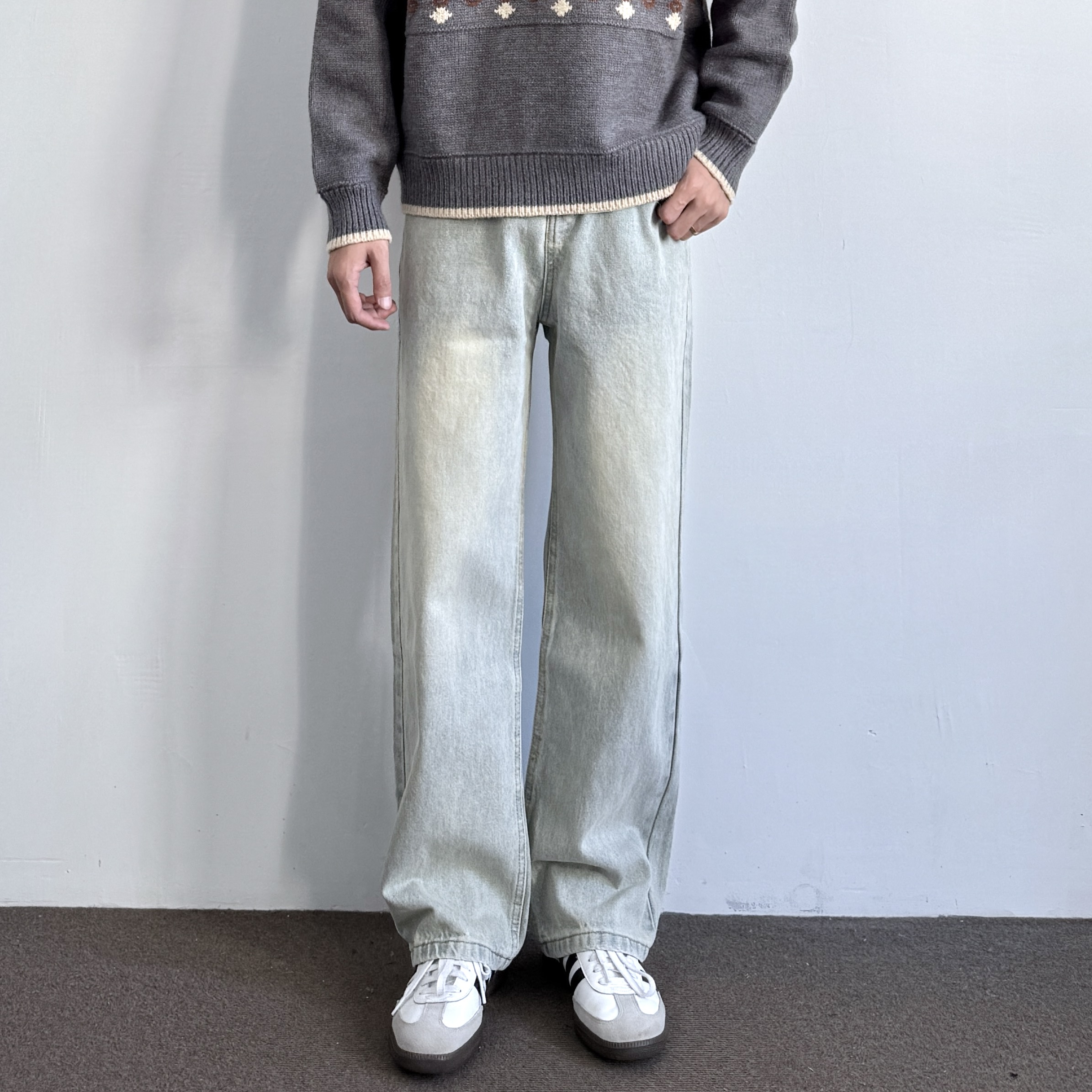 ONUN复古水洗直筒浅蓝色牛仔裤