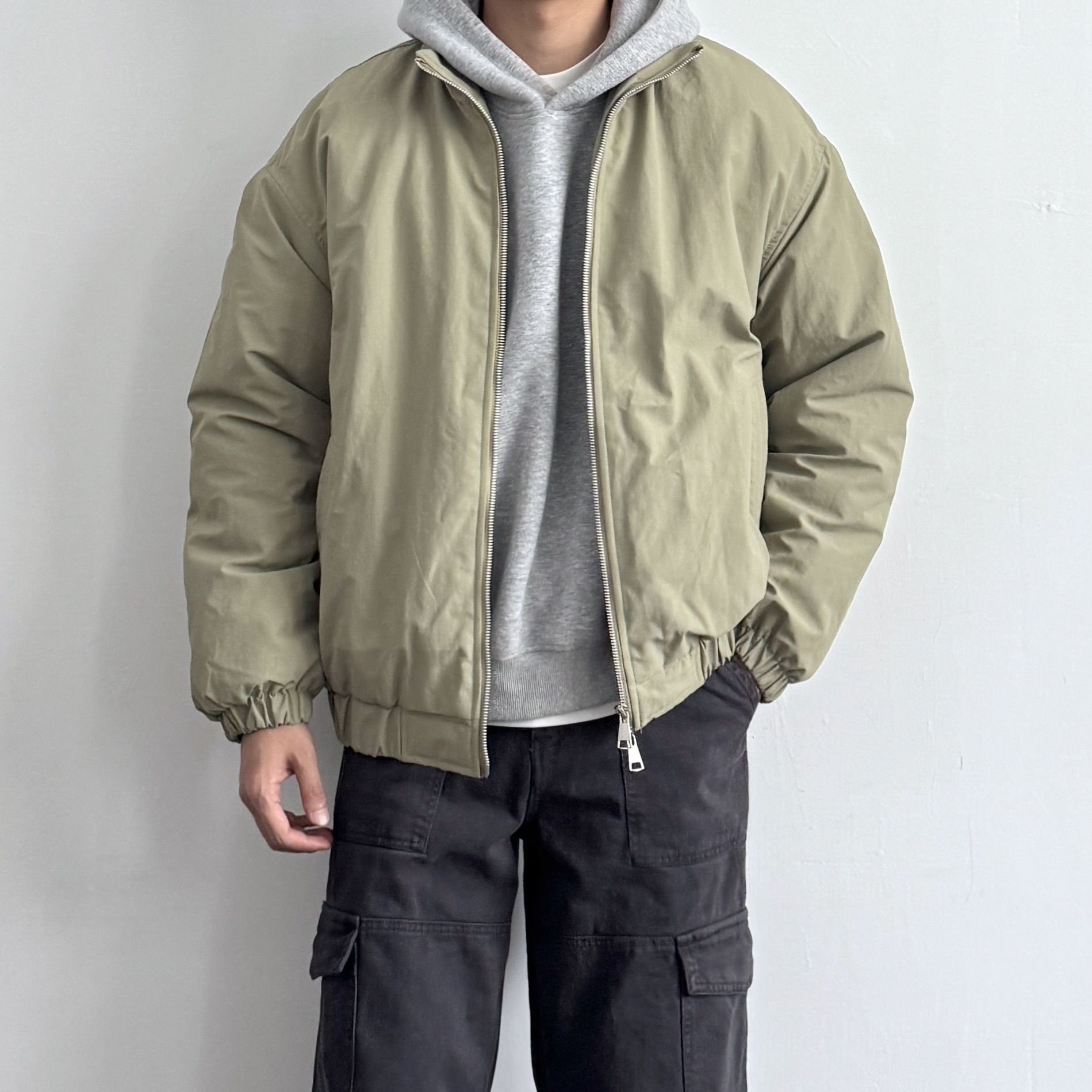 ONUN复古纯色立领棉服