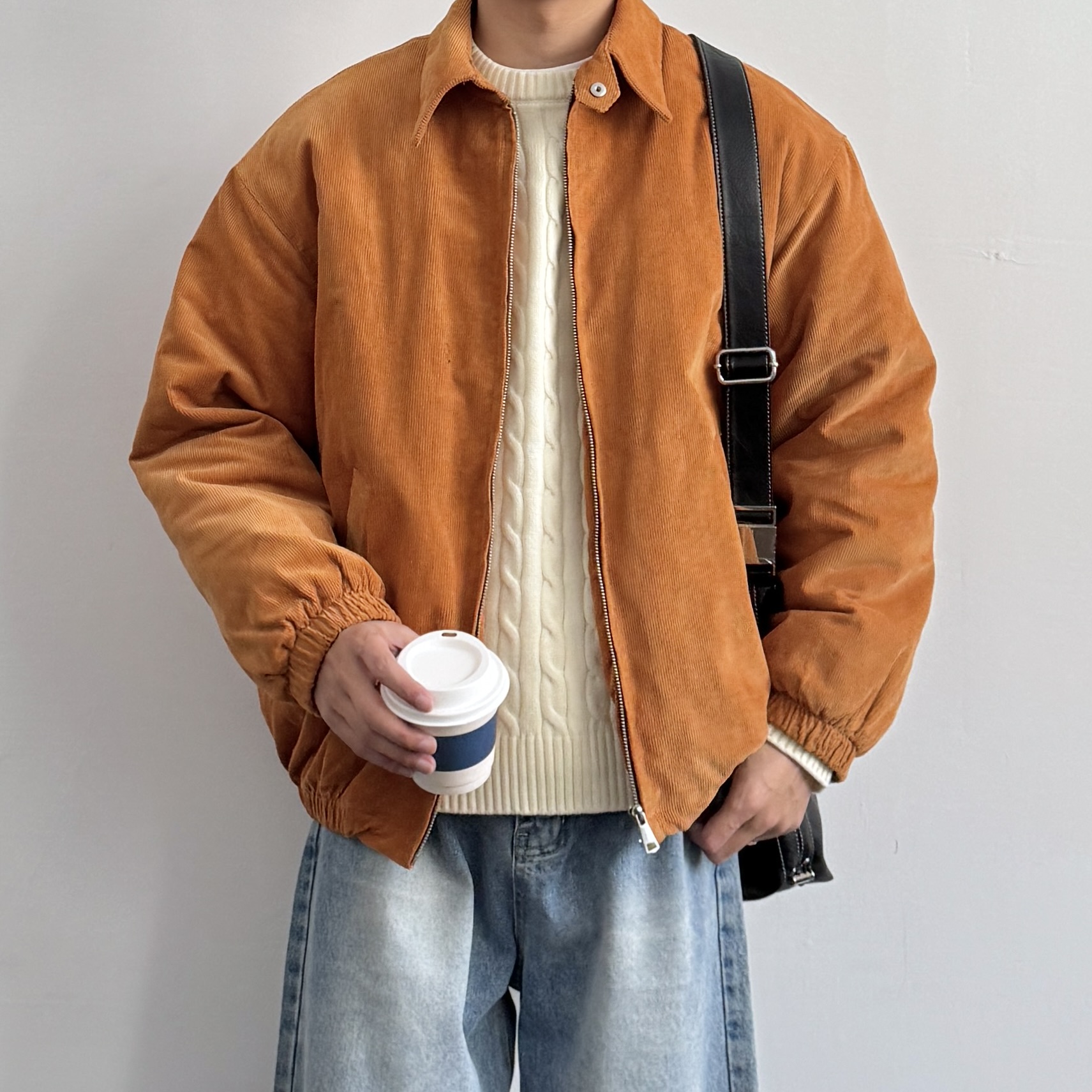 ONUN复古纯色简约灯芯绒棉服