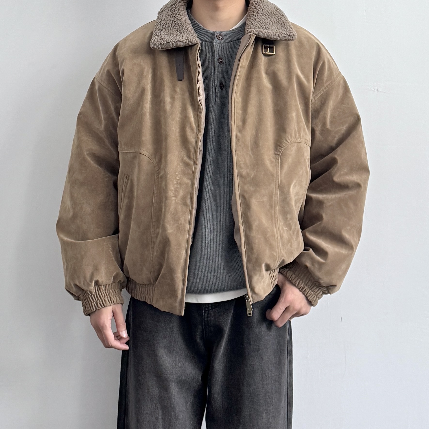 仿羊羔绒翻领麂皮夹克棉服