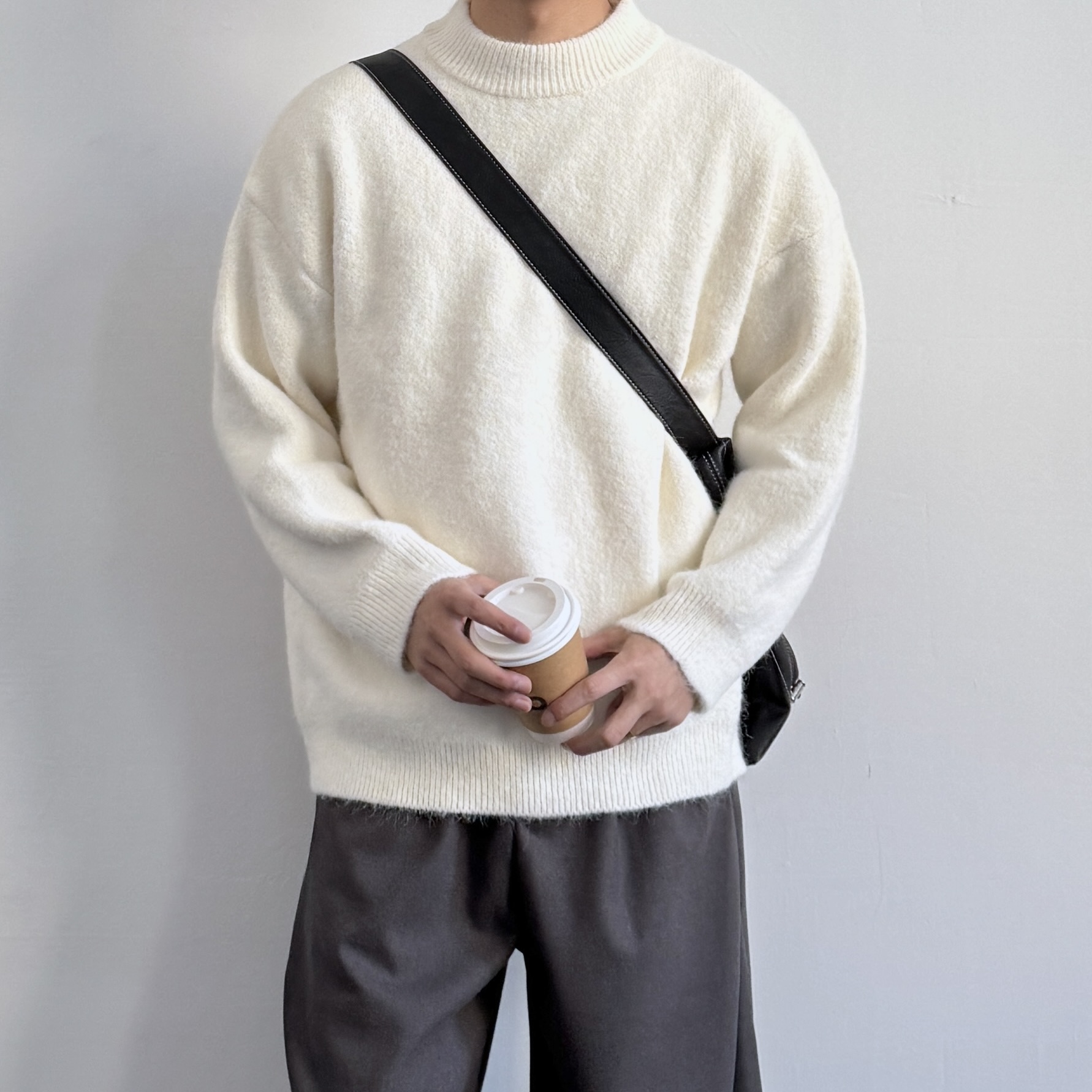 羊毛混纺复古纯色半高领毛衣