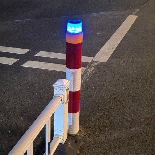 路工立柱帽灯路障114柱头灯警示