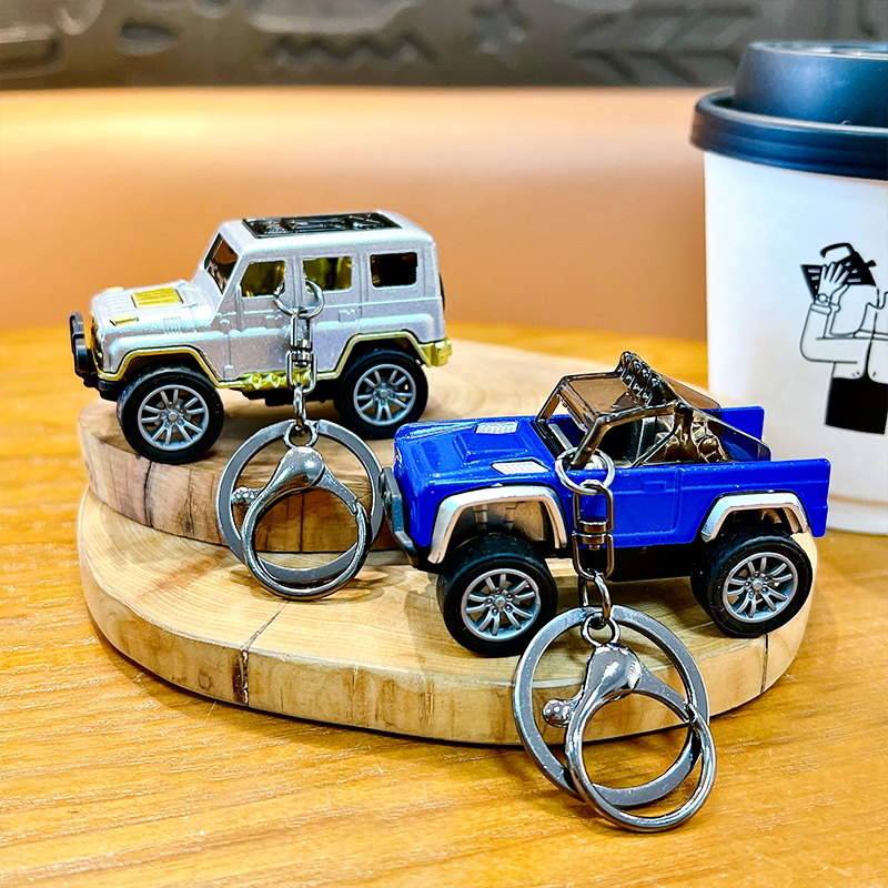 男生网红背包挂件儿童小汽车玩具