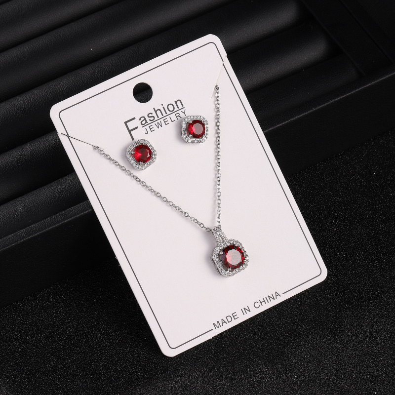 直播热销锆石满钻香水瓶方包项链