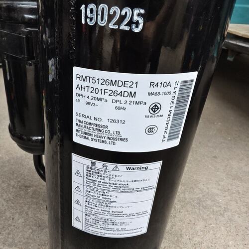 【议价】重工压缩机 RMT5126MDE21，型号AHT201F