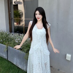 速发法式白色蕾丝吊带裙夏边耳气小个子海滩渡假木质连衣裙