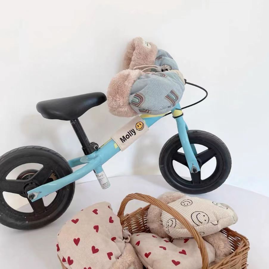 韩国ins儿童滑板车保暖手套卡通笑脸宝宝自行车加绒防冻把套通用