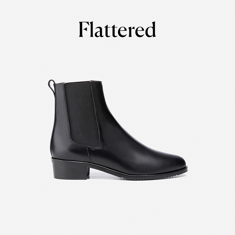 FlatteredLucile低跟切尔西靴