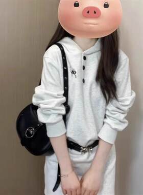 韩系甜辣妹长袖卫衣连衣裙女秋季新款学院风宽松针织收腰包臀短裙