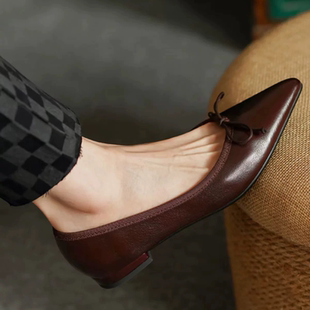 女22 2厘米平跟尖头头层胎牛皮浅口单鞋 291 福利 工厂断码